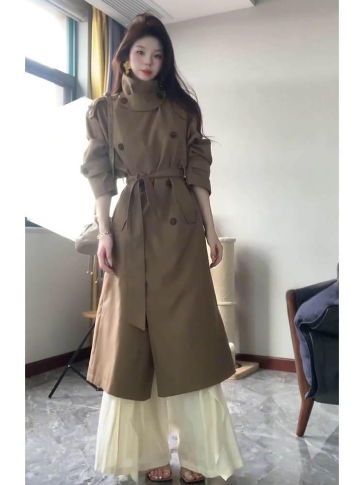 Vintage Fashion Years - 세련된 디자인의 더블 버튼, 스탠드 칼라,